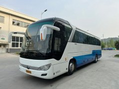 北京55人大巴租一天多少钱？实用报价与